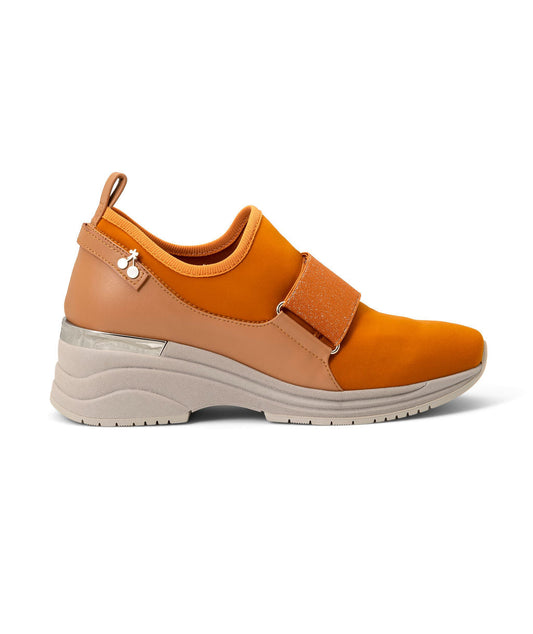 Sundaes | Recycled Lycra & Wine Grapes ^ Cup