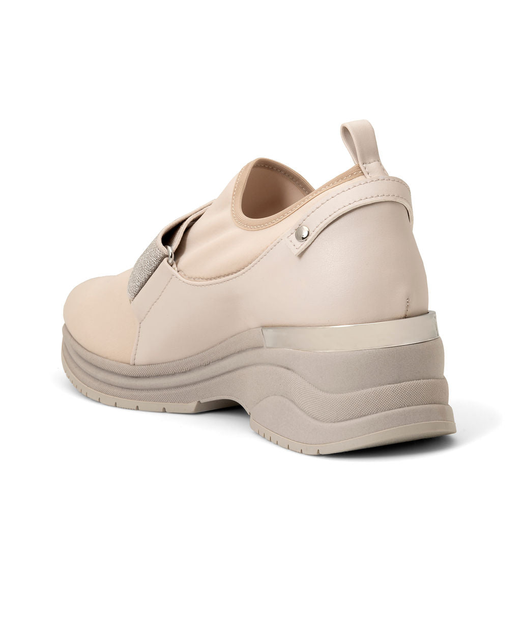 Sundaes | Recycled Lycra & Wine Grapes ^ Cup